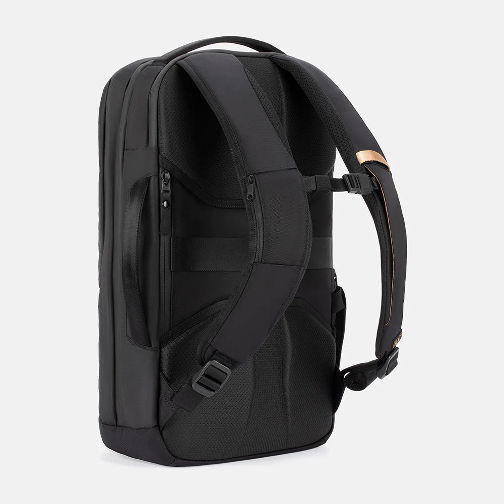 SLNT E3 Faraday Backpack image 2