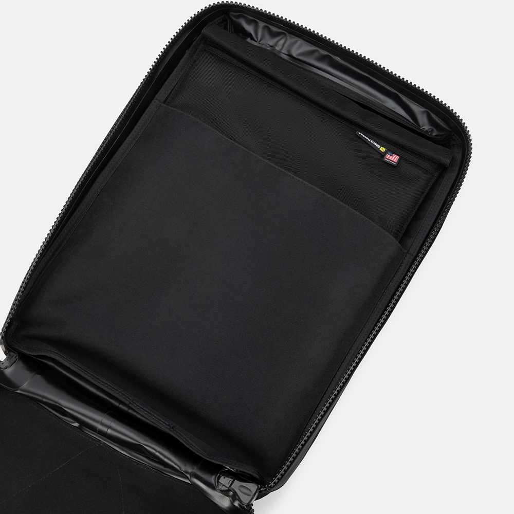 SLNT Submersible Faraday Backpack image 7