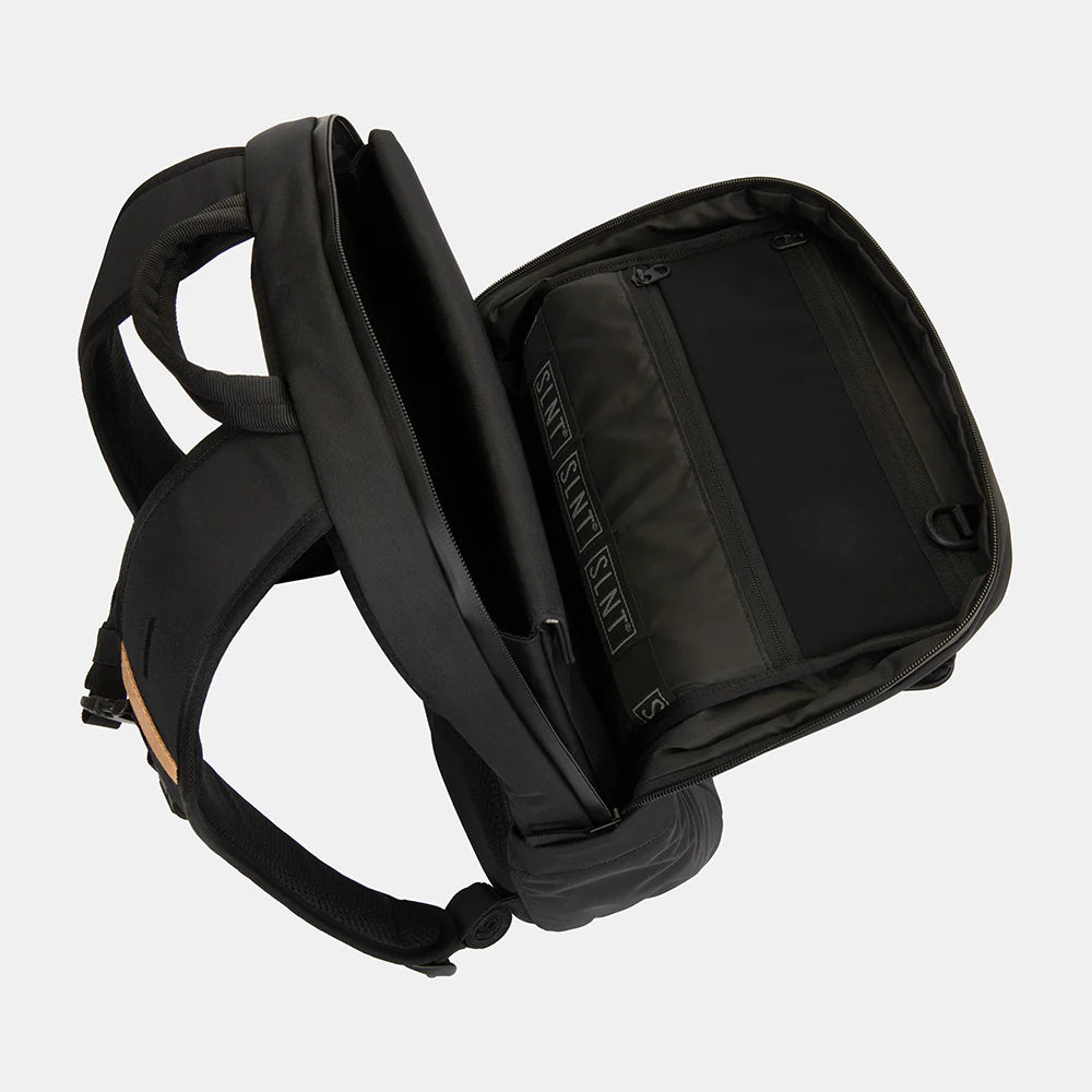 SLNT Essentials Faraday Backpack image 6
