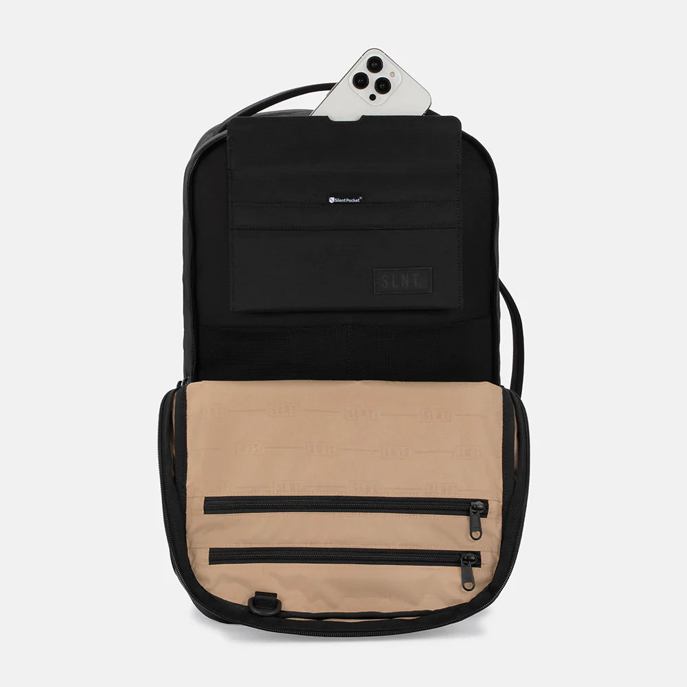 SLNT E3 Faraday Backpack image 1